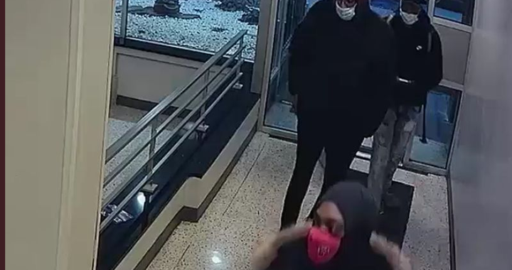 Скандалы и криминал: Нестандартно поступили двое налетчиков
