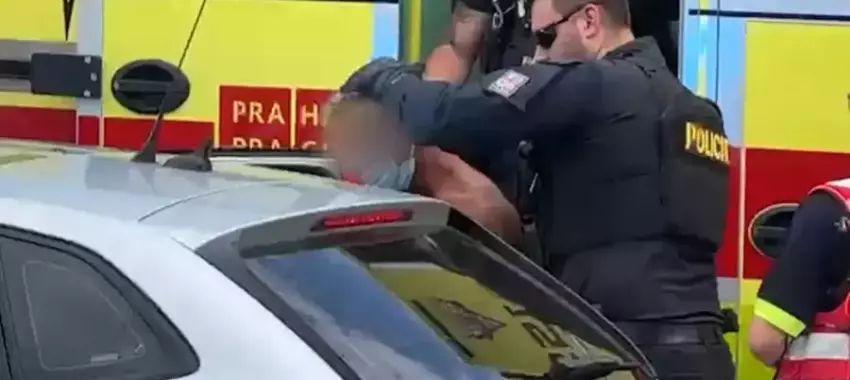 Криминальные новости: Полиция Праги занимается нападением на шесть человек со второй половины дня среды, 19 июня