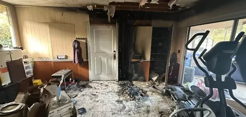 Криминальные новости: В Калифорнии врача избили сковородой, а затем подожгли в особняке стоимостью 2,6 миллиона долларов